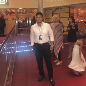 Meet your Posher, Christian